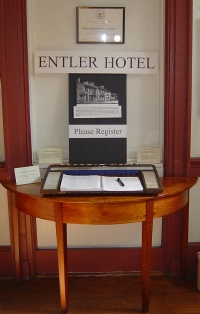 Entler Hotel Reception Desk
